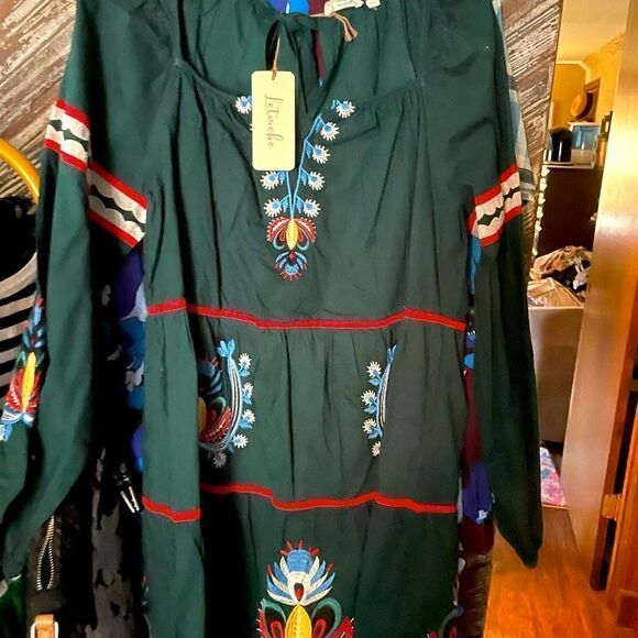 Let Me Be embroidered tunic dress NWT - Picture 3 of 7